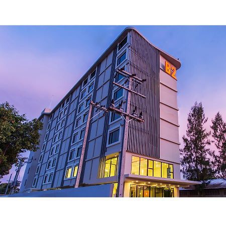 B2 Ubon Premier Hotel Убон Ратчатани Екстериор снимка