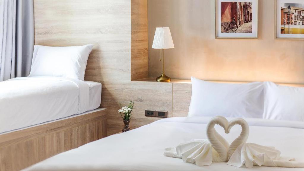 B2 Ubon Premier Hotel Убон Ратчатани Екстериор снимка