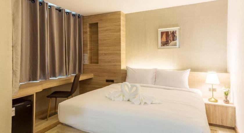 B2 Ubon Premier Hotel Убон Ратчатани Екстериор снимка